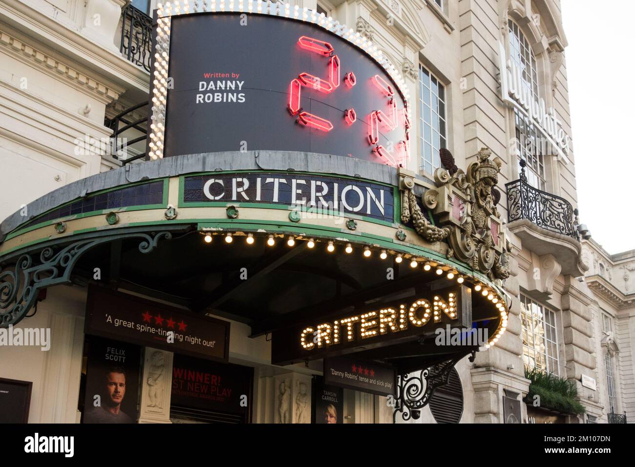 L'entrée au Criterion Theatre sur Piccadilly Circus dans le West End de Londres, Angleterre, Royaume-Uni Banque D'Images