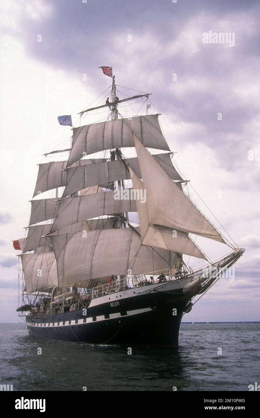 La barque française Belem dans le Solent, 1991 Banque D'Images