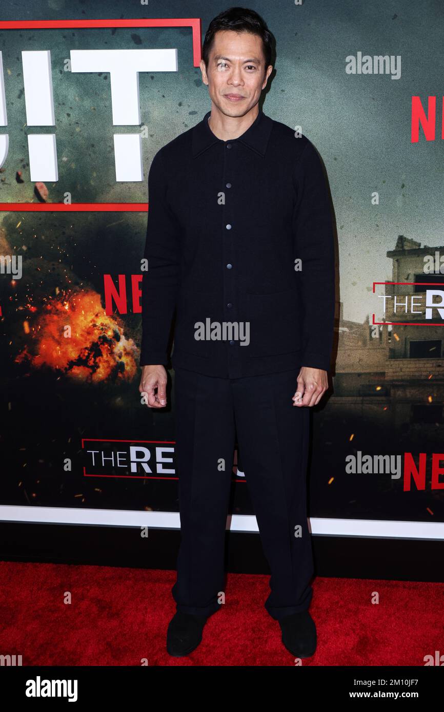 Los Angeles, États-Unis. 08th décembre 2022. LOS ANGELES, CALIFORNIE, États-Unis - DÉCEMBRE 08 : l'acteur Hong Kong-américain Byron Mann arrive à la première mondiale de la saison 1 de Netflix 'la recrue' qui s'est tenue à AMC The Grove 14 sur 8 décembre 2022 à Los Angeles, Californie, États-Unis. (Photo par Rudy Torres/image Press Agency) Credit: Image Press Agency/Alay Live News Banque D'Images