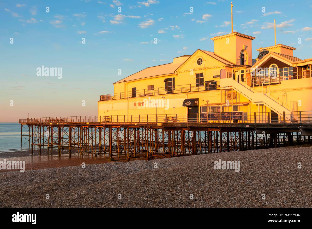 L'Angleterre, West Sussex, Bognor Regis, plage et jetée de Bognor Regis Banque D'Images