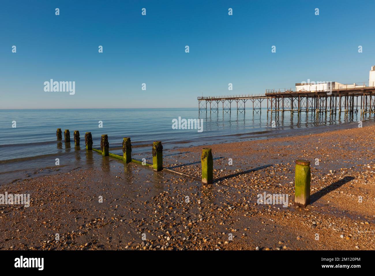 L'Angleterre, West Sussex, Bognor Regis, plage et jetée de Bognor Regis Banque D'Images