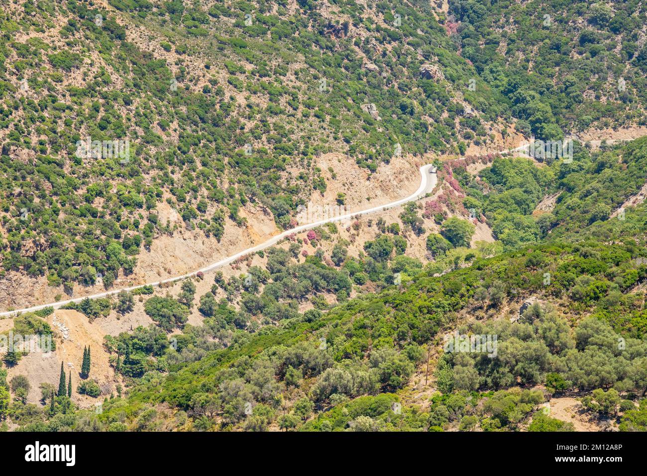 Route sinueuse, Platanos, la Canée, Crète, Iles grecques, Grèce Banque D'Images