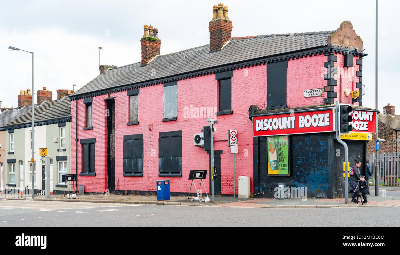 Remise Booze, 1 Blessington Road, Anfield, Liverpool. Photo prise en septembre 2021. Banque D'Images