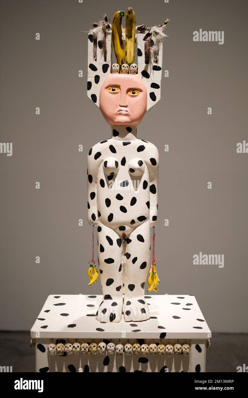 Une sculpture intitulée 'maria' vue lors de l'ouverture de l'exposition