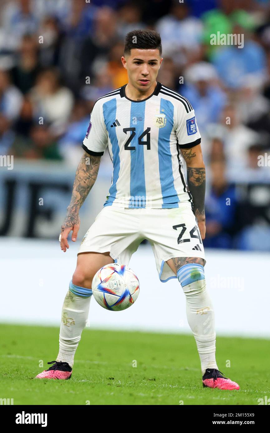 Ville de LUSAIL, QATAR - DÉCEMBRE 09 : coupe du monde de la FIFA, Qatar 2022 quart de finale match entre les pays-Bas et l'Argentine au stade Lusail sur 09 décembre 2022 à Lusail City, Qatar. Katar Niederlande Argentininien Enzo Fernandez de l'Argentine Fussball WM 2022 au Qatar coupe du monde de football de la FIFA 2022 © diebilderwelt / Alay stock Banque D'Images