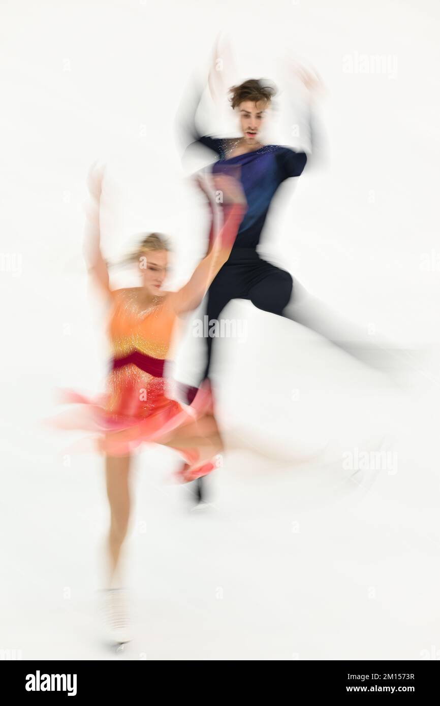 Phebe BEKKER et James HERNANDEZ (GBR), pendant la pratique junior de danse sur glace, à la finale 2022 du Grand Prix de patinage artistique de l'UIP, à Palavela, on 10 décembre 2022, à Turin, Italie. Credit: Raniero Corbelletti/AFLO/Alay Live News Banque D'Images