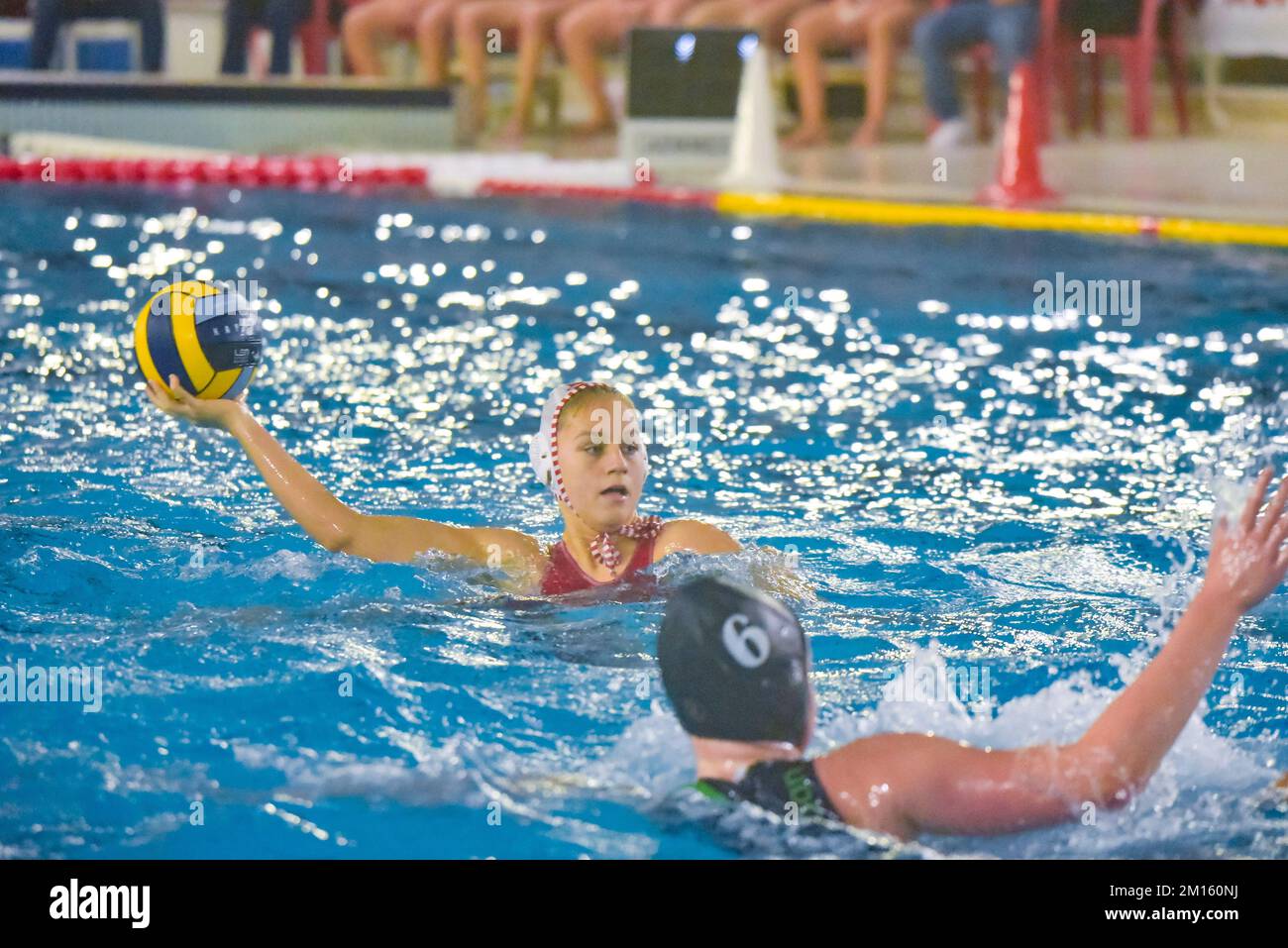 Rome, Italie. 9th décembre 2022. Olympiacos Pirée vs ZV de Zaan.préliminaire ronde II du championnat LEN Ligue femmes Water Polo .at Polo Aquatico Ostia à Rome, Italie.9 décembre 2022 (Credit image: © Roberto Bettacchi/Pacific Press via ZUMA Press Wire) Banque D'Images