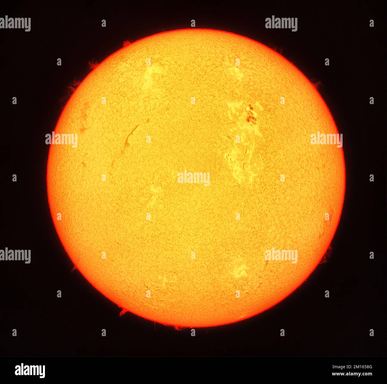Chromosphère solaire Banque de photographies et d'images à haute résolution - Alamy