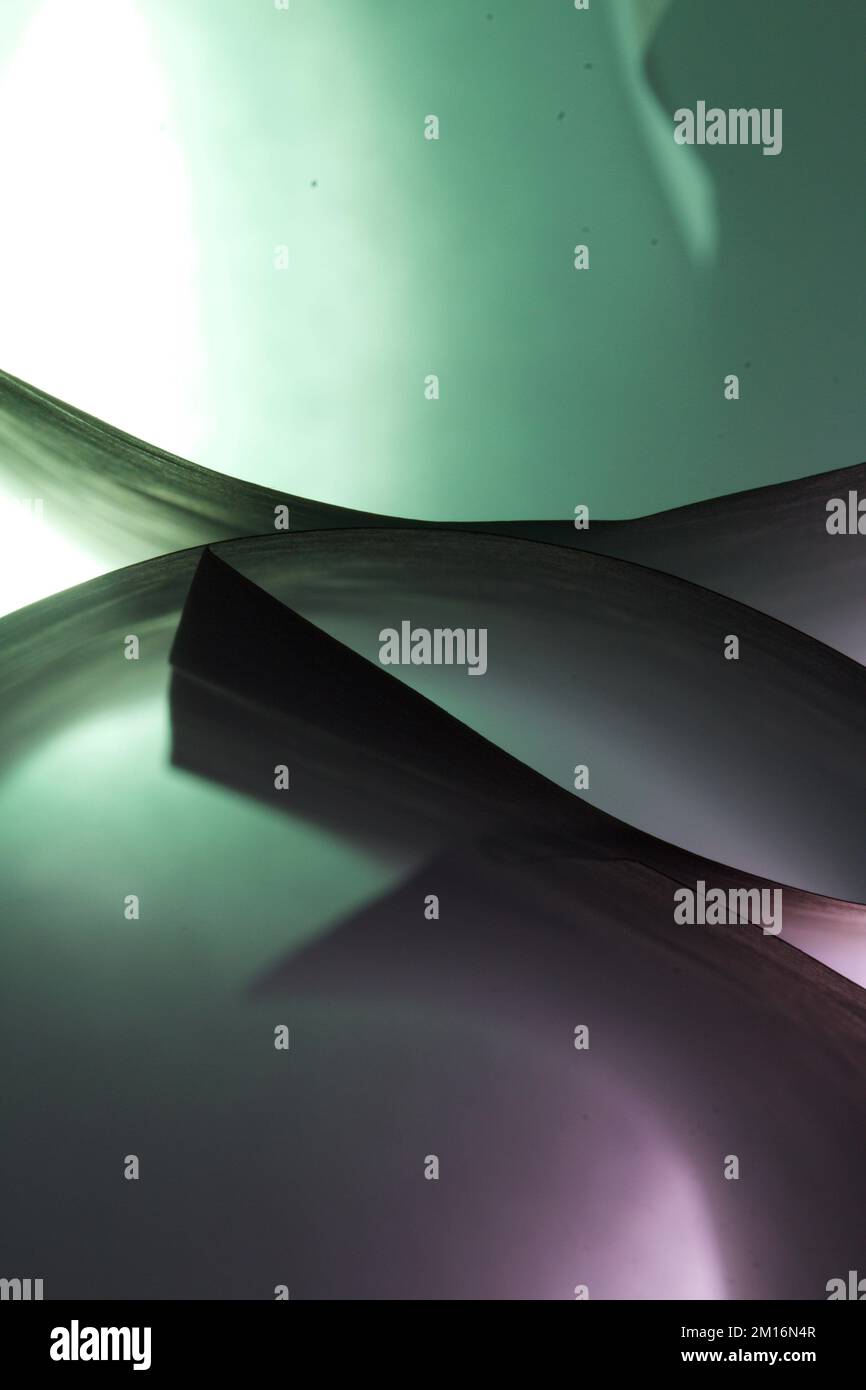 Papier d'art circulaire avec bords droits et bords incurvés Banque D'Images