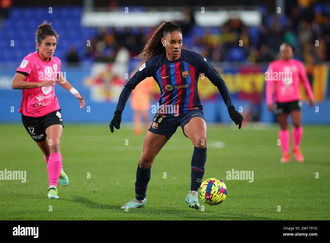 Barcelone, Espagne. 10th décembre 2022. Salma Paralluelo du FC Barcelone en action pendant le match de la Liga F entre le FC Barcelone et Alhama CF au stade Johan Cruyff à Barcelone, Espagne. Crédit : DAX Images/Alamy Live News Banque D'Images