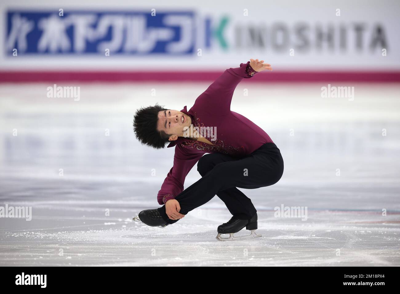 Turin, Italie, le 10th décembre 2022. Shun Sato, du Japon, se produit dans le programme de patinage libre pour hommes à Palavela, Turin. Date de la photo : 10th décembre 2022. Crédit photo à lire: Jonathan Moscrop/Sportimage crédit: Sportimage/Alay Live News Banque D'Images
