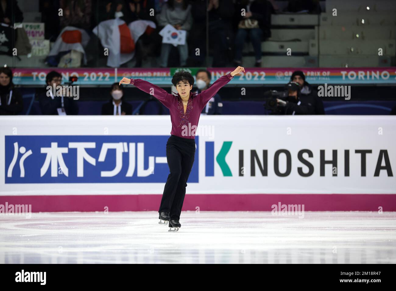 Turin, Italie, le 10th décembre 2022. Shun Sato, du Japon, se produit dans le programme de patinage libre pour hommes à Palavela, Turin. Date de la photo : 10th décembre 2022. Crédit photo à lire: Jonathan Moscrop/Sportimage crédit: Sportimage/Alay Live News Banque D'Images