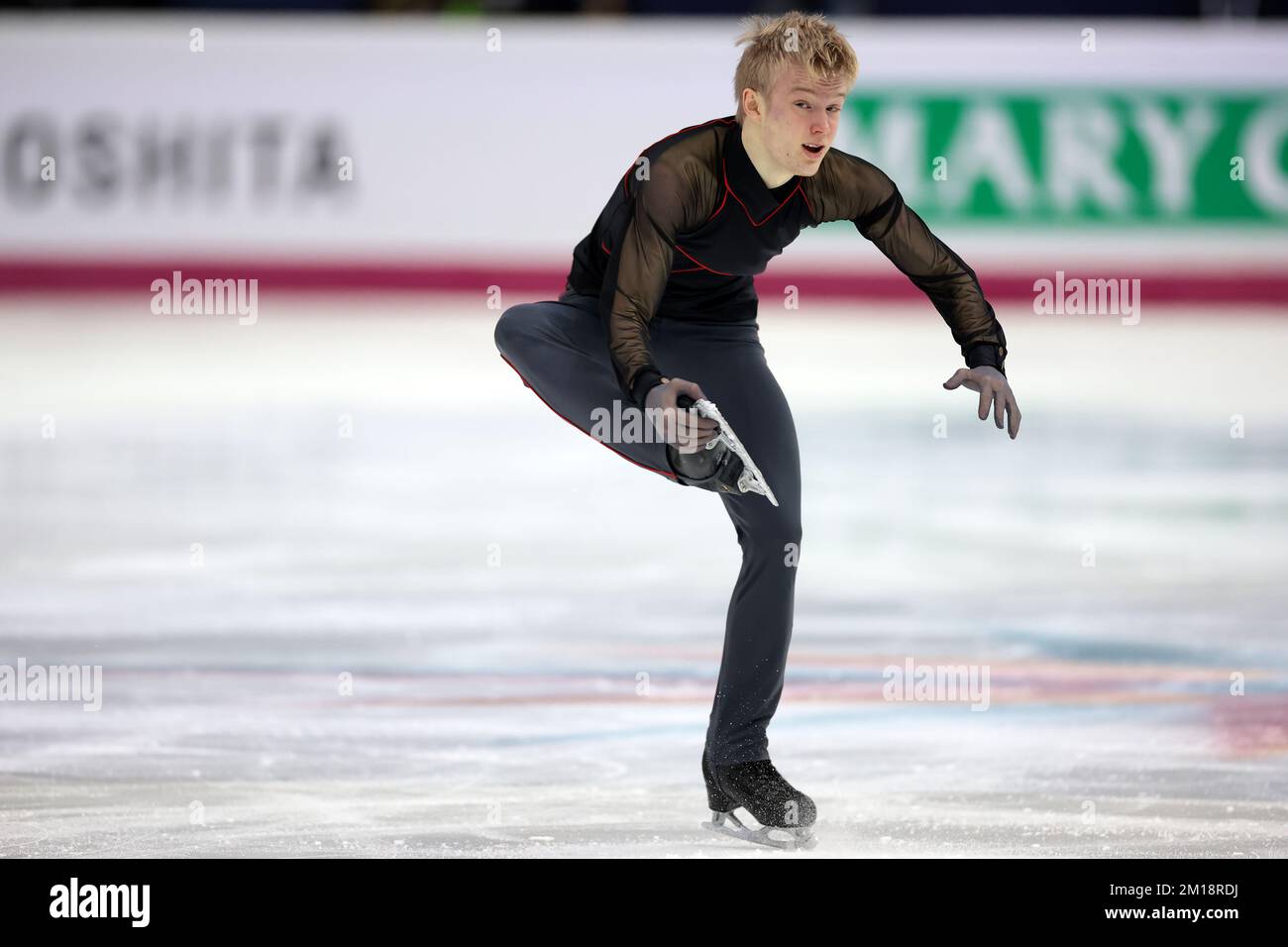 Turin, Italie, le 10th décembre 2022. Daniel Grassl, d'Italie, se produit dans le programme de patinage libre pour hommes à Palavela, Turin. Date de la photo : 10th décembre 2022. Crédit photo à lire: Jonathan Moscrop/Sportimage crédit: Sportimage/Alay Live News Banque D'Images