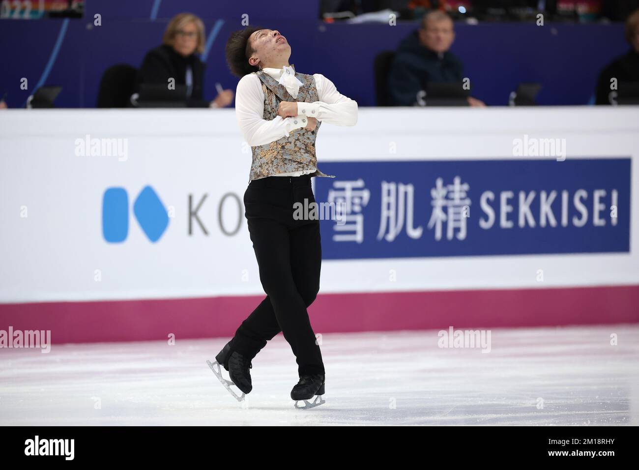 Turin, Italie, le 10th décembre 2022. Kao Miura du Japon se produit dans le programme de patinage libre pour hommes à Palavela, Turin. Date de la photo : 10th décembre 2022. Crédit photo à lire: Jonathan Moscrop/Sportimage crédit: Sportimage/Alay Live News Banque D'Images