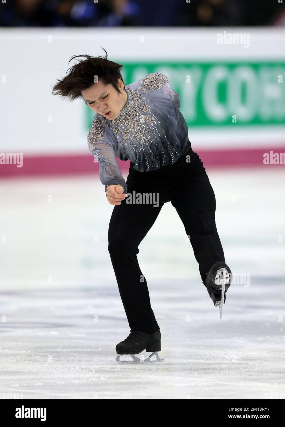 Turin, Italie, le 10th décembre 2022. Shoma Uno, du Japon, se produit dans le cadre du programme de patinage libre pour hommes à Palavela, Turin. Date de la photo : 10th décembre 2022. Crédit photo à lire: Jonathan Moscrop/Sportimage crédit: Sportimage/Alay Live News Banque D'Images