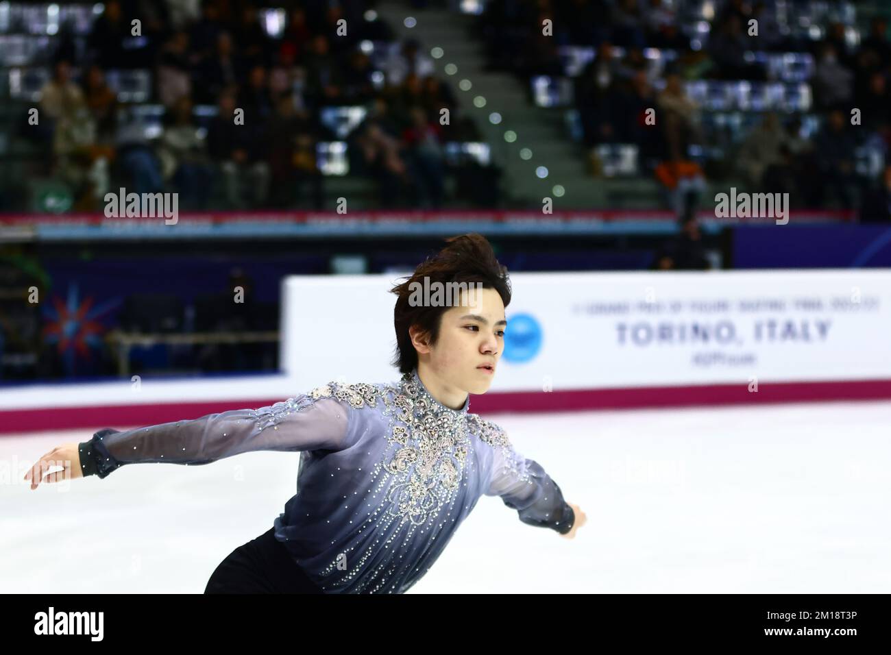 Turin, Italie, le 10th décembre 2022. Shoma Uno, du Japon, se produit dans le cadre du programme de patinage libre pour hommes à Palavela, Turin. Date de la photo : 10th décembre 2022. Crédit photo à lire: Jonathan Moscrop/Sportimage crédit: Sportimage/Alay Live News Banque D'Images