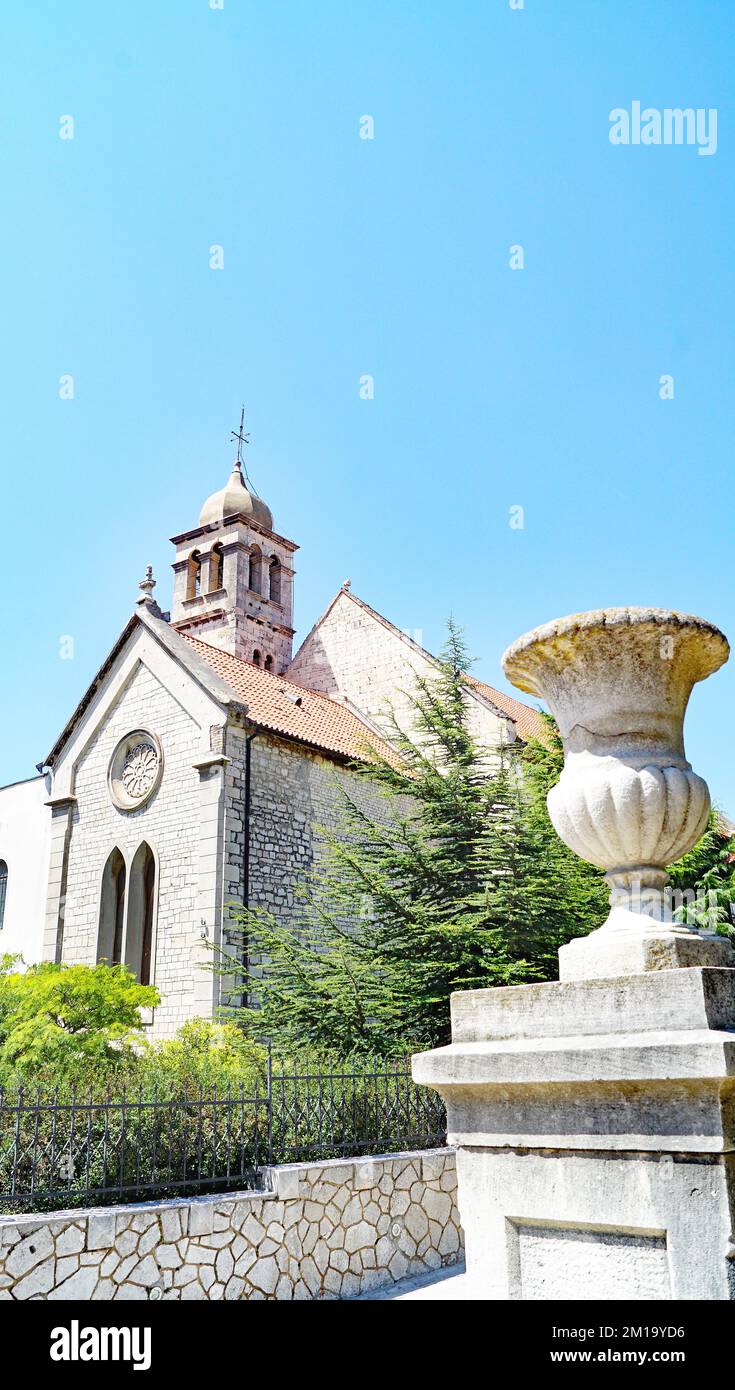 Vue sur les jardins, les rues et les ruelles de Zadar, Dalmatie en Croatie, Europe Banque D'Images