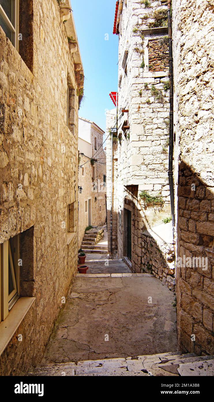 Vue sur les jardins, les rues et les ruelles de Zadar, Dalmatie en Croatie, Europe Banque D'Images