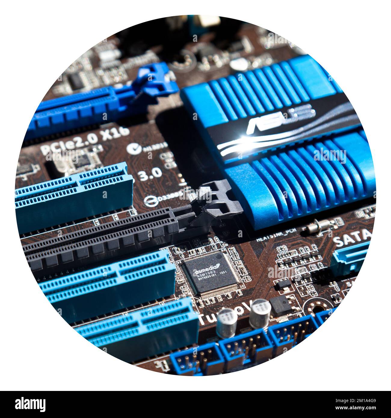 Profitez de performances exceptionnelles avec la carte mère de jeu Asus P8H67-V. 27 août 2022 Istanbul Turquie Banque D'Images