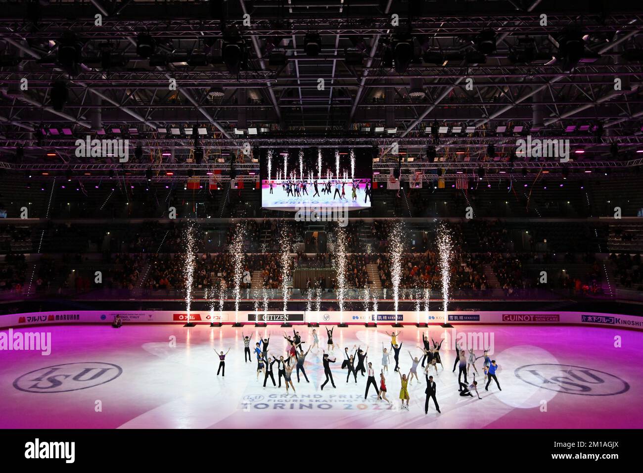 Finale, lors du Gala de l'exposition, à la finale 2022 du Grand Prix de patinage artistique de l'UIP, à Palavela, sur 11 décembre 2022, à Turin, en Italie. Credit: Raniero Corbelletti/AFLO/Alay Live News Banque D'Images