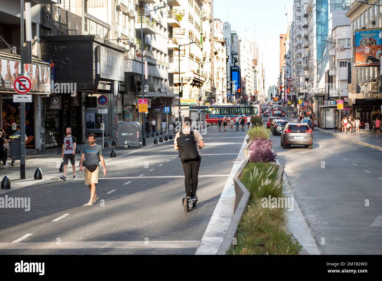 Avenue Corrientes à Buenos Aires, Argentine, Amérique du Sud Banque D'Images