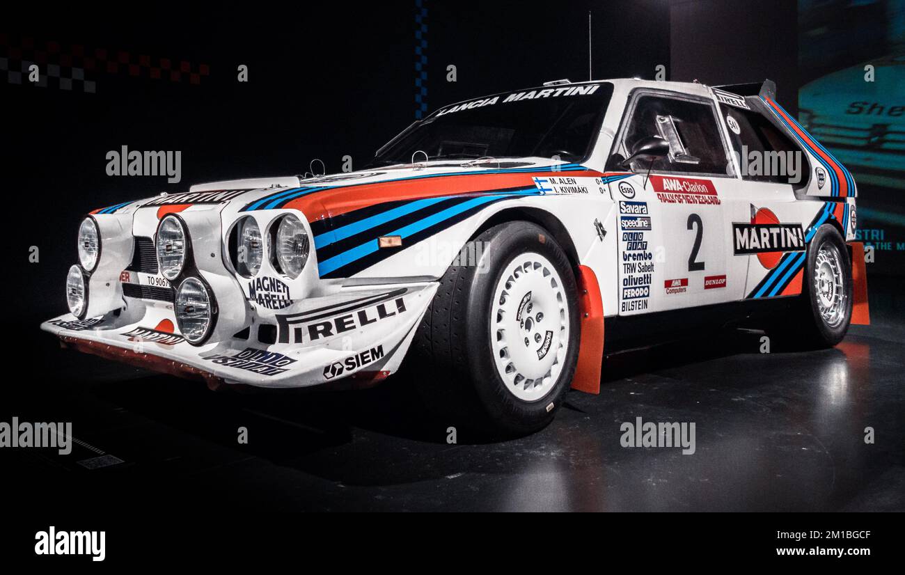 LANCIA DELTA S4 MARTINI RACING - 1986 Banque D'Images