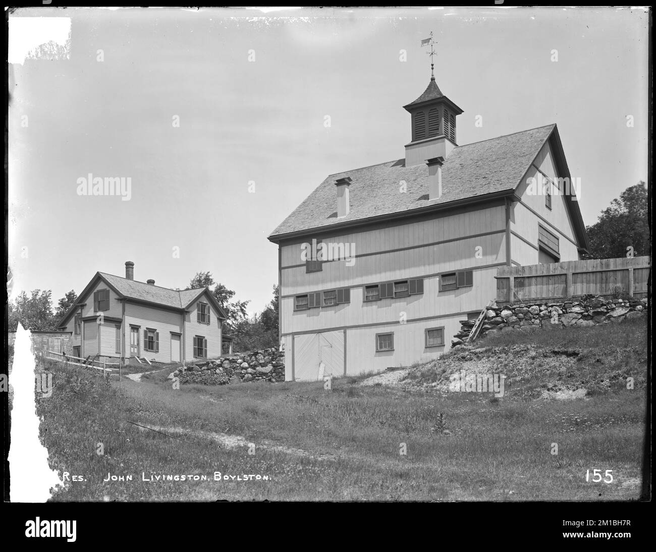 Réservoir Wachusett, arrière-cour de la maison de John Livingstone, de l'est, Boylston, Massachusetts, 13 juin, 1896 , ouvrages d'eau, réservoirs, structures de distribution d'eau, immobilier Banque D'Images