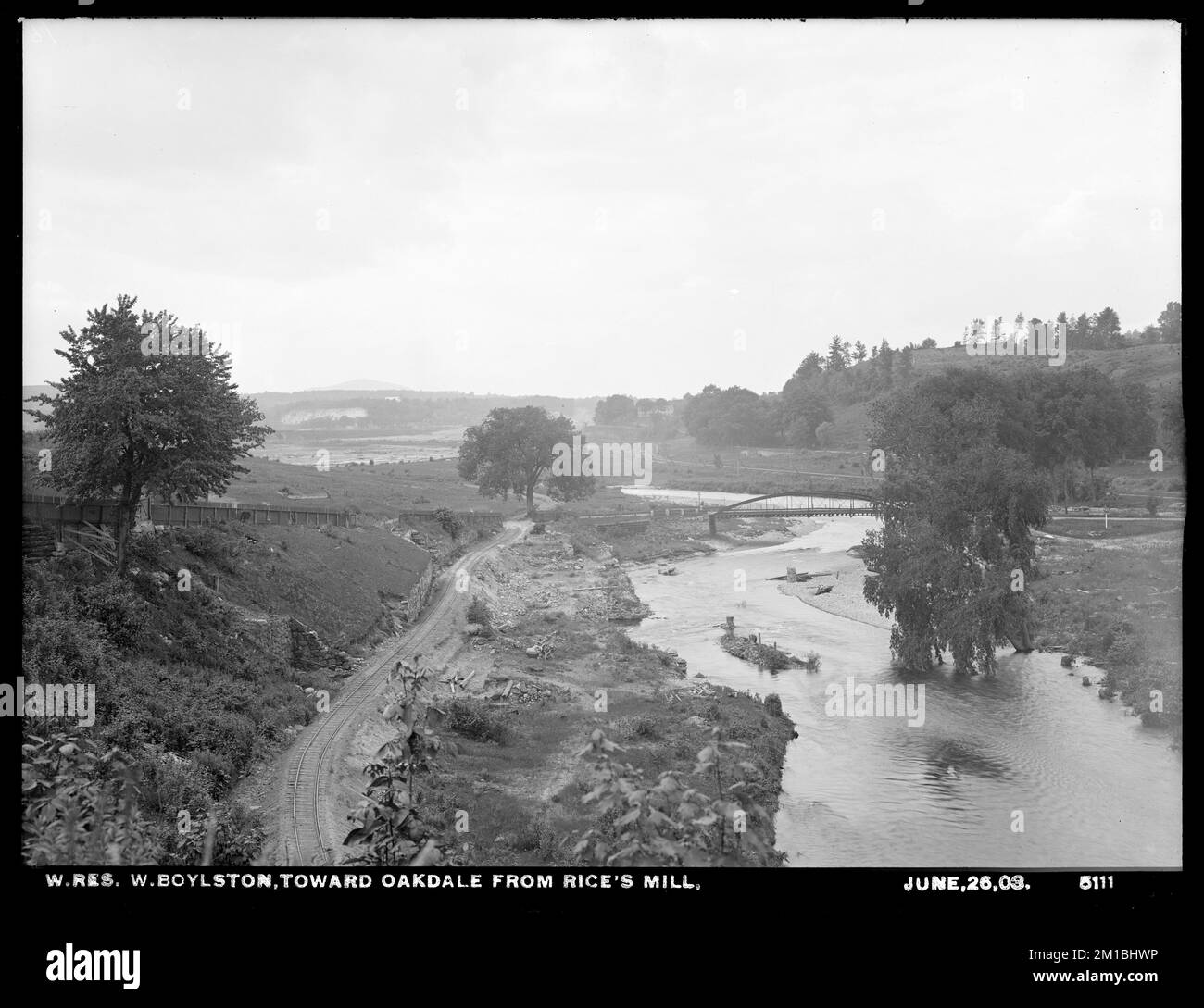 Wachusett Reservoir, en direction d'Oakdale depuis Rice's Mill, West Boylston, Mass., 26 juin 1903 , ouvrages d'eau, réservoirs, structures de distribution d'eau, chantiers de construction Banque D'Images