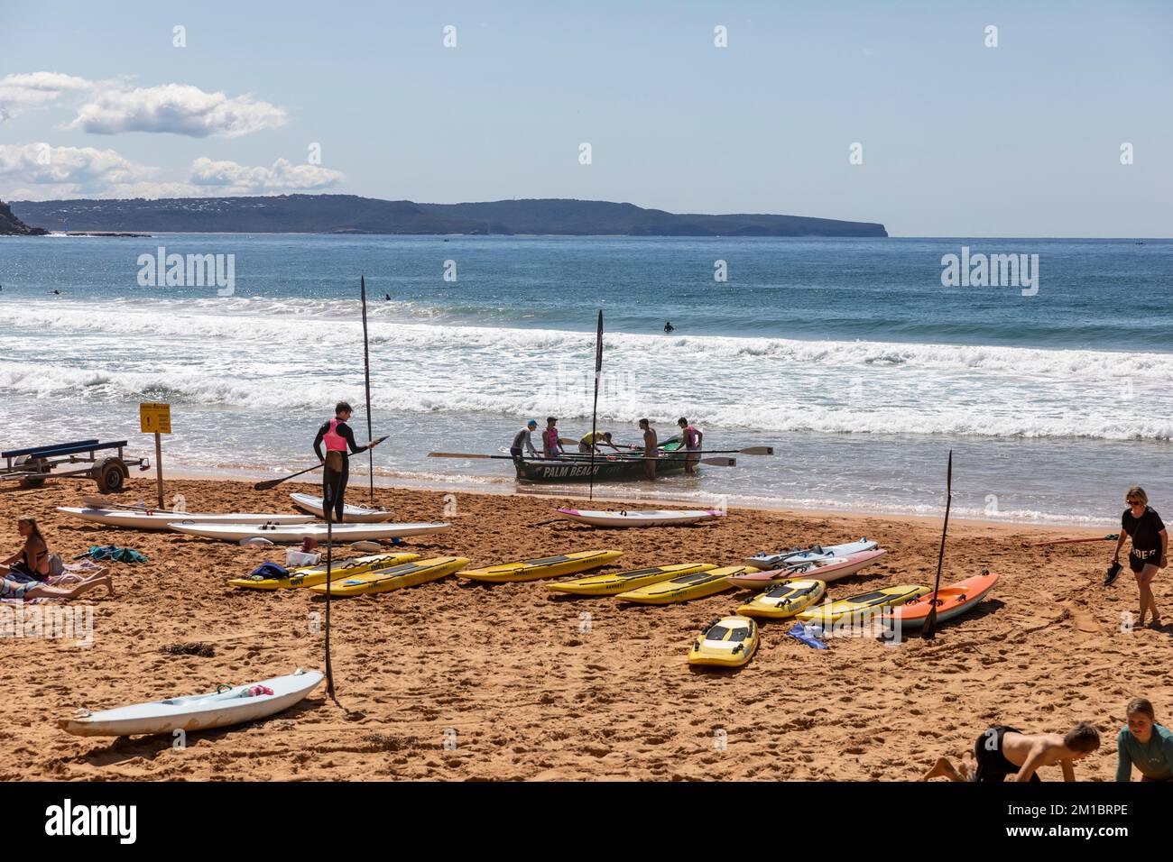 Apprenez à surfer sur des leçons Palm Beach, Sydney, NSW, Australie Banque D'Images