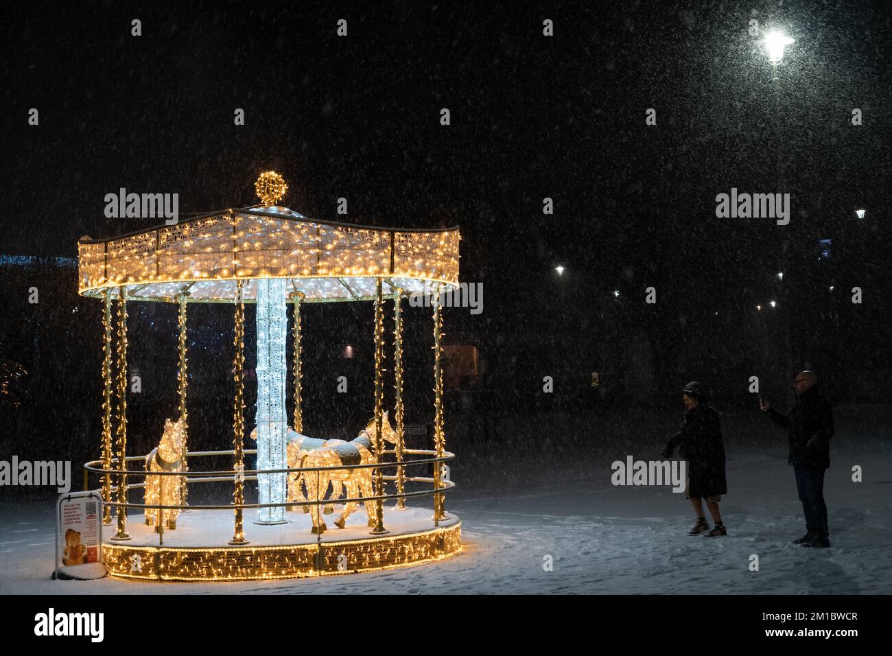 Hertford, Royaume-Uni. 11th décembre 2022. Fortes chutes de neige à Welwyn Garden City, centre-ville du Royaume-Uni. Andrew Steven Graham/Alamy Live News Banque D'Images