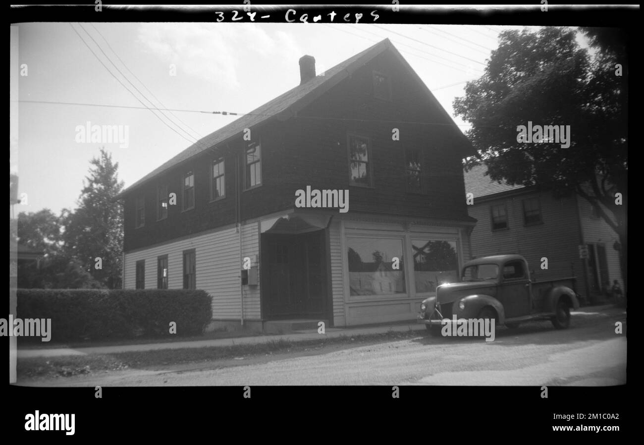 West St Carters , magasins de vêtements, pick-up. Needham Building Collection Banque D'Images