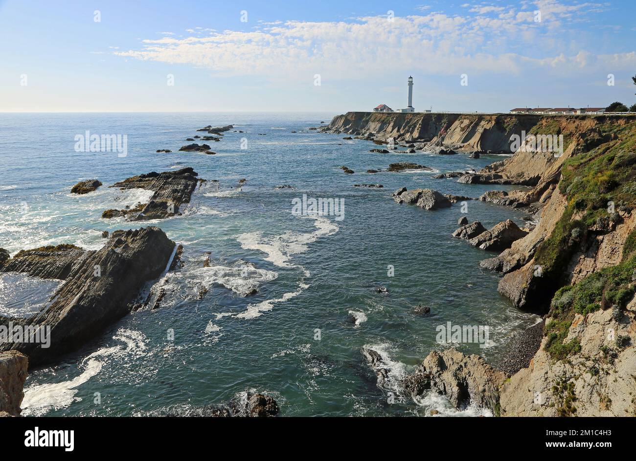 Paysage avec phare de point Arena - Californie Banque D'Images