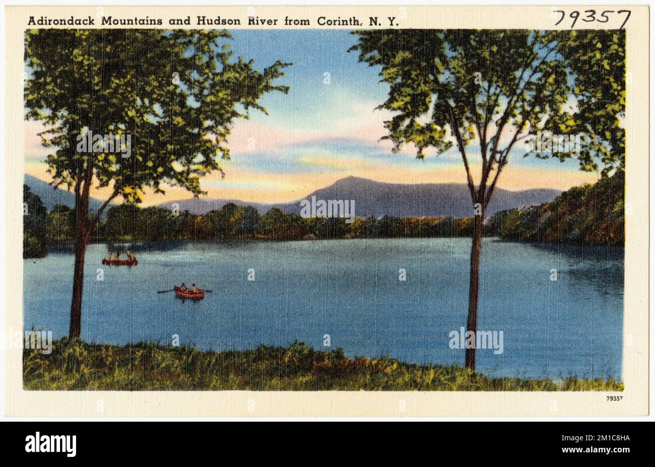 Adirondack Mountains et Hudson River de Corinth, N. Y. , Rivers, montagnes, Tichnor Brothers Collection, Cartes postales des États-Unis Banque D'Images