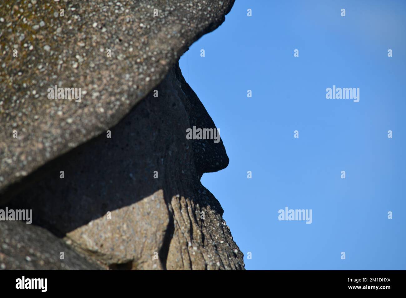 Détail d'une sculpture en granit d'un mineur d'or à Greymouth, Nouvelle-Zélande, 2022 Banque D'Images