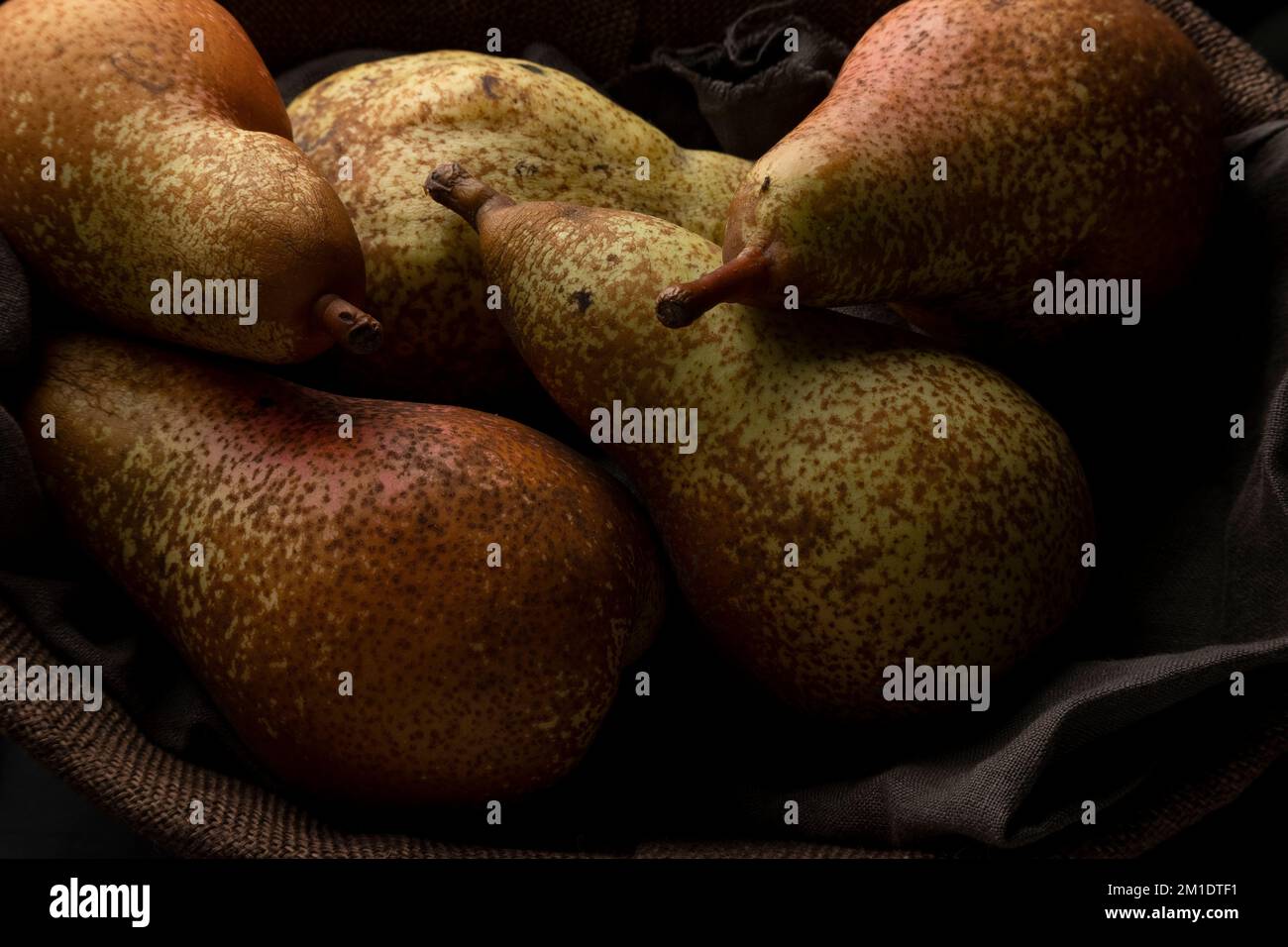 Gros plan de poires d'automne, dessert sain brut, production agricole Banque D'Images