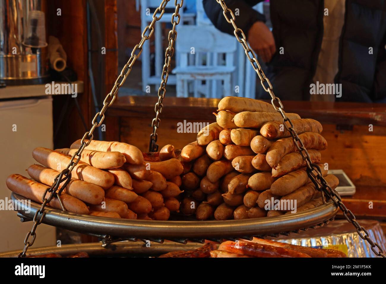 Liverpool marché allemand de Noël grill swing au St Georges hall 2022, St George's PL, Liverpool, Merseyside, Angleterre, ROYAUME-UNI, L1 1JJ Banque D'Images