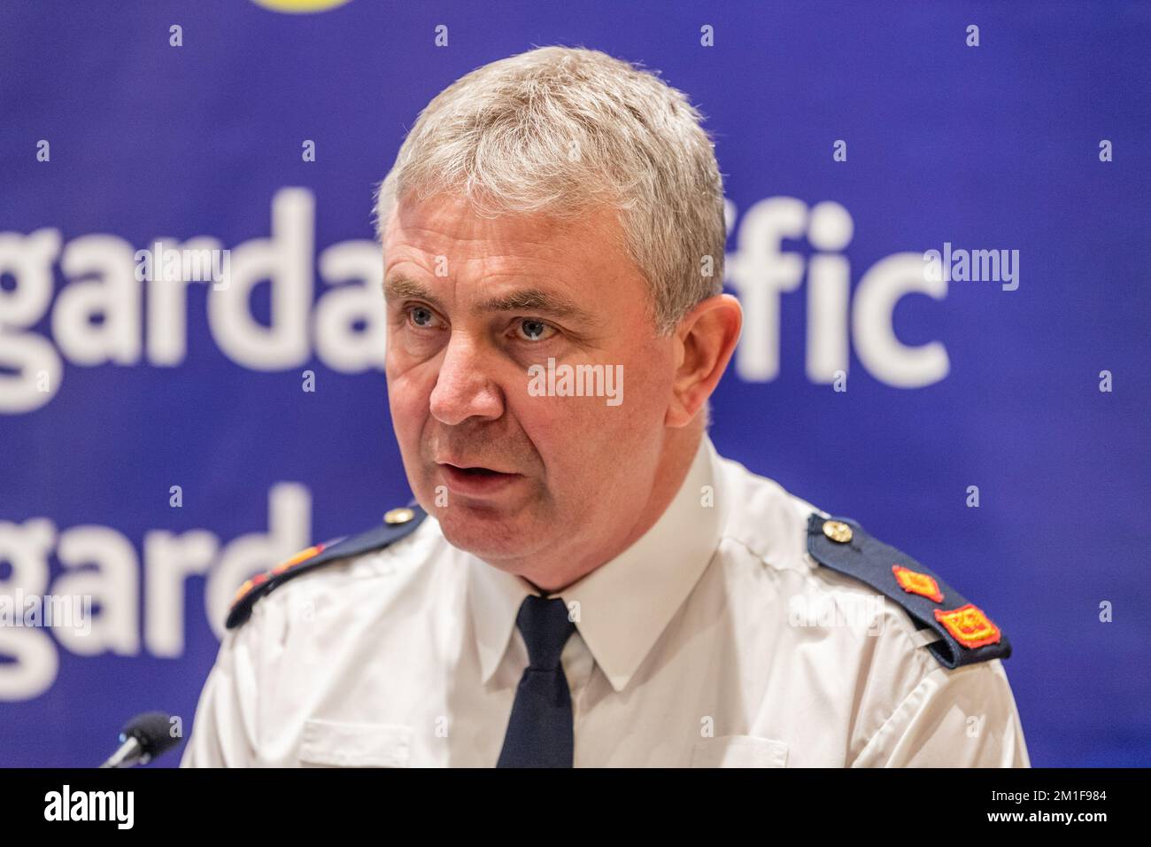 Schull, West Cork, Irlande. 12th décembre 2022. An Garda Síochána a lancé aujourd'hui un appel public pour des informations sur l'assassinat de Sophie Toscan du Plantier. L'appel a été interjeté à l'hôtel Schull Harbour. L'appel a été dirigé par le surintendant Joseph Moore de la station de Bandon Garda et le surintendant des détectives des Tiernan. En photo, le surintendant Joseph Moore. Crédit : AG News/Alay Live News Banque D'Images