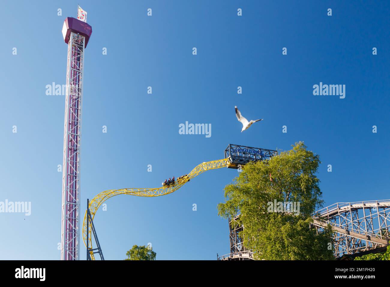 helsinki-finlande-24-juin-2022-vue-sur-le-parc-d-attractions