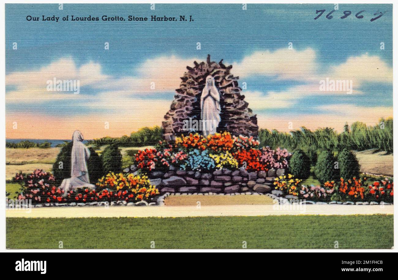 Grotte notre-Dame de Lourdes, Stone Harbour, N. J. , installations religieuses, Collection des frères Tichnor, Cartes postales des États-Unis Banque D'Images