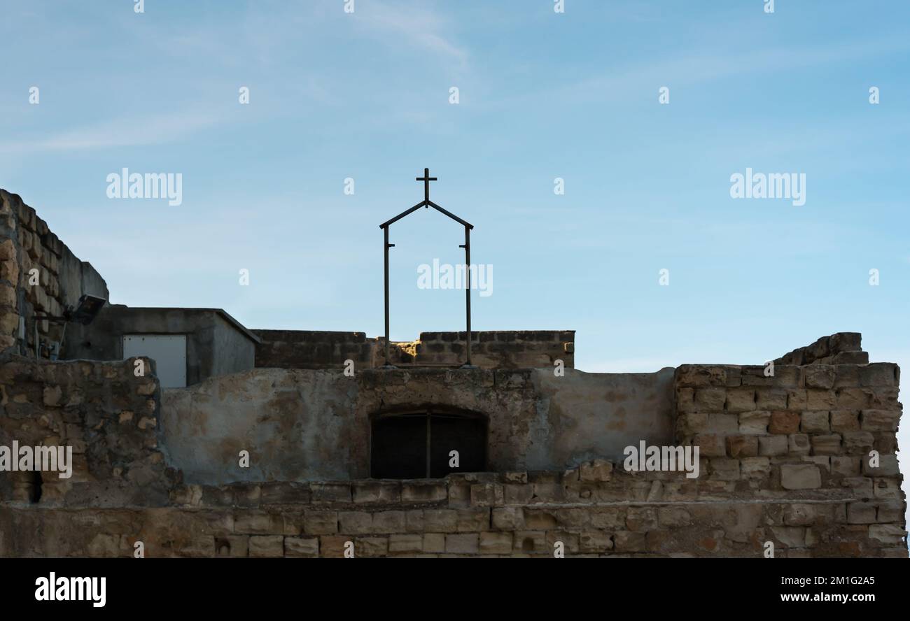 Vue sur la croix sur une côte de Trapani. Banque D'Images Vue sur la croix sur une côte de Trapani. Banque D'Images