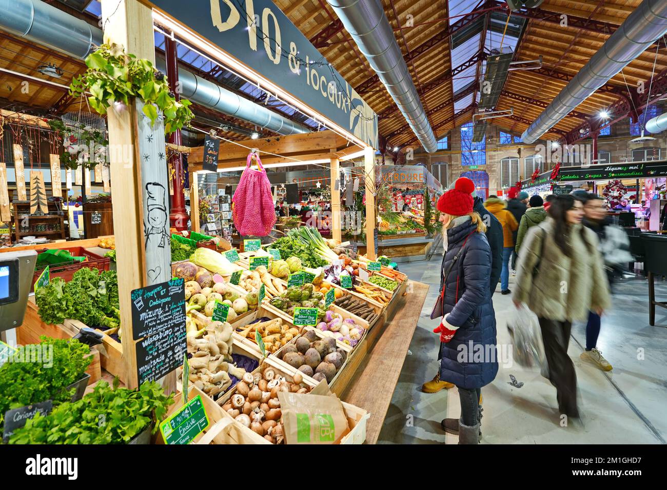 Le marché couvert de Colmar (le marché Couvert de Colmar) Colmar, France - décembre 2022 Banque D'Images