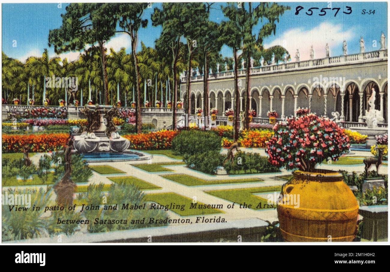 Vue sur le patio du John et Mabel Ringling Museum of the Arts, entre Sarasota et Bradenton, Floride, Galeries et musées, Tichnor Brothers Collection, cartes postales des États-Unis Banque D'Images