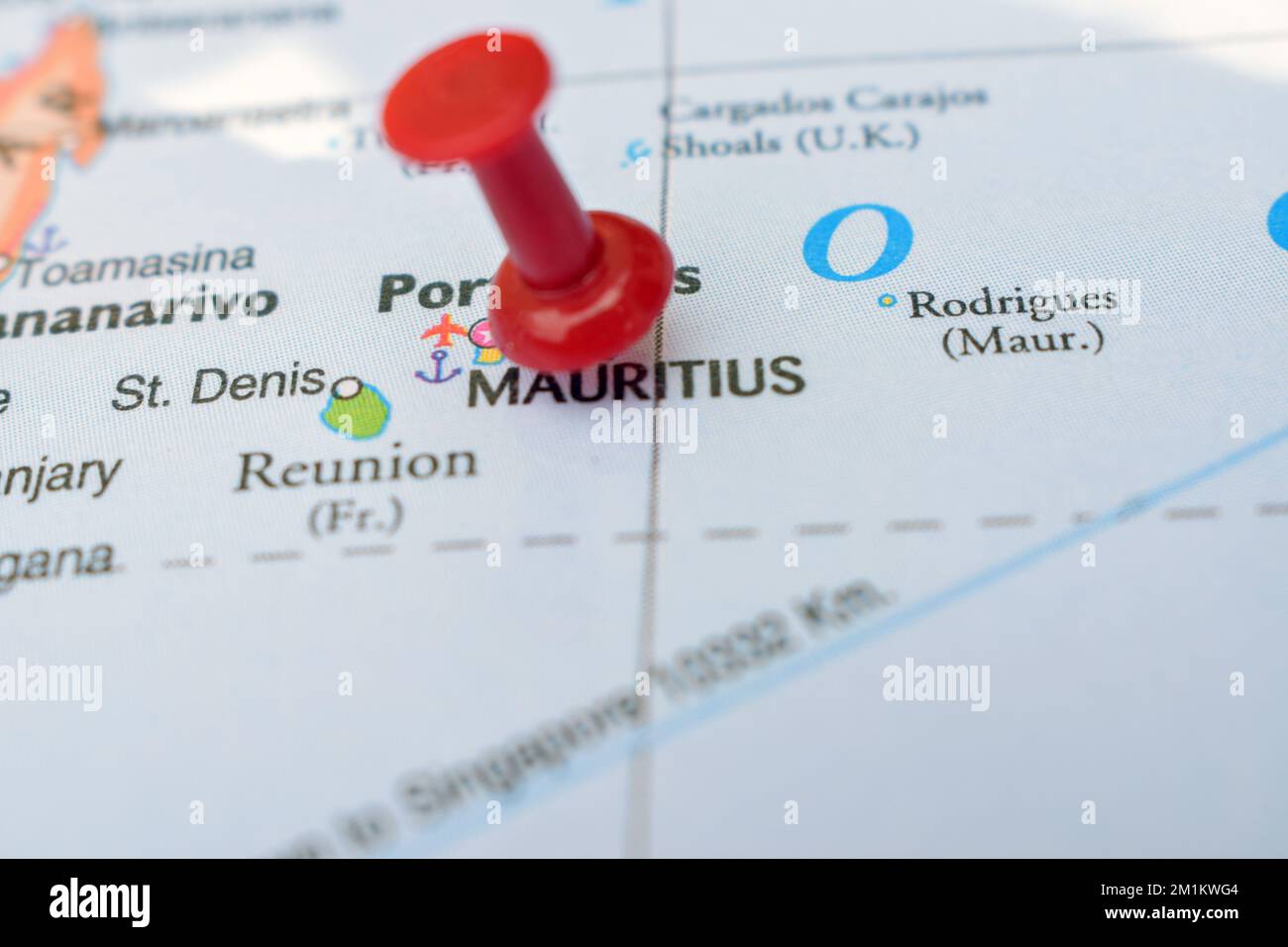 Punaise rouge pointant sur l'emplacement de Maurice carte du monde