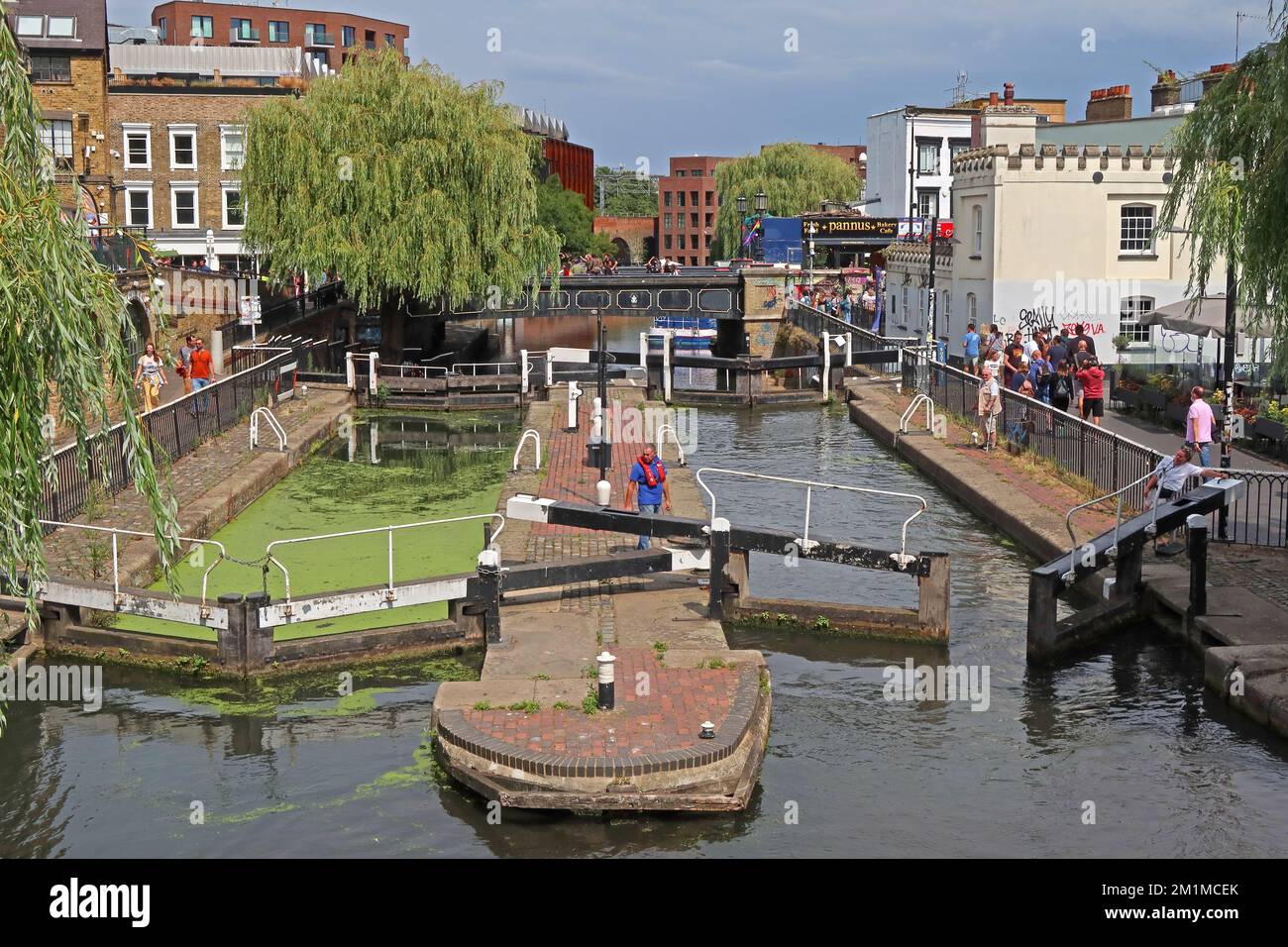 The Locks, West Yard, Camden Lock Market, Camden Lock place, Londres, ANGLETERRE, ROYAUME-UNI, NW1 8AF Banque D'Images