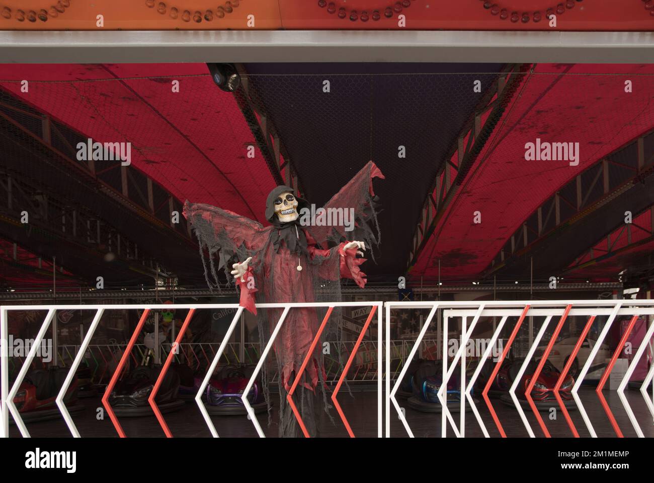 Liège. Wallonie - Belgique 31-10-2021. Maison de la peur en voiture au parc d'attractions Banque D'Images