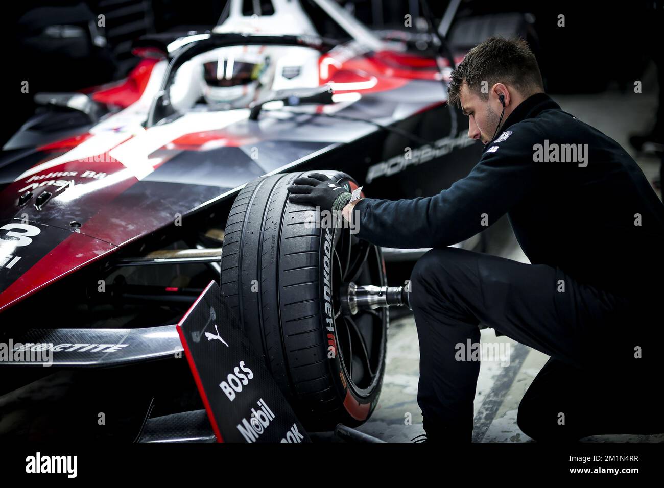 pneus pneu changement de pneus pneu de pneu, lors de la FIA ABB Formule E  Valence essais 2022 sur le circuit Ricardo Tormo de 13 décembre à 16, 2022  à Cheste, Espagne -
