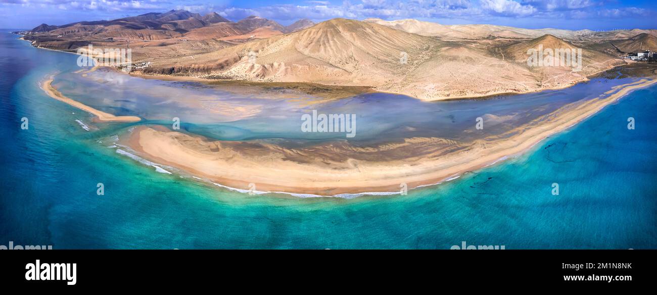 Fuerteventura mer Sceney vue aérienne drone. Meilleures plages pittoresques et célèbre sport pour le vent et le kite surf Sotavento dans le sud. Vue sur le lagon. Canari Banque D'Images