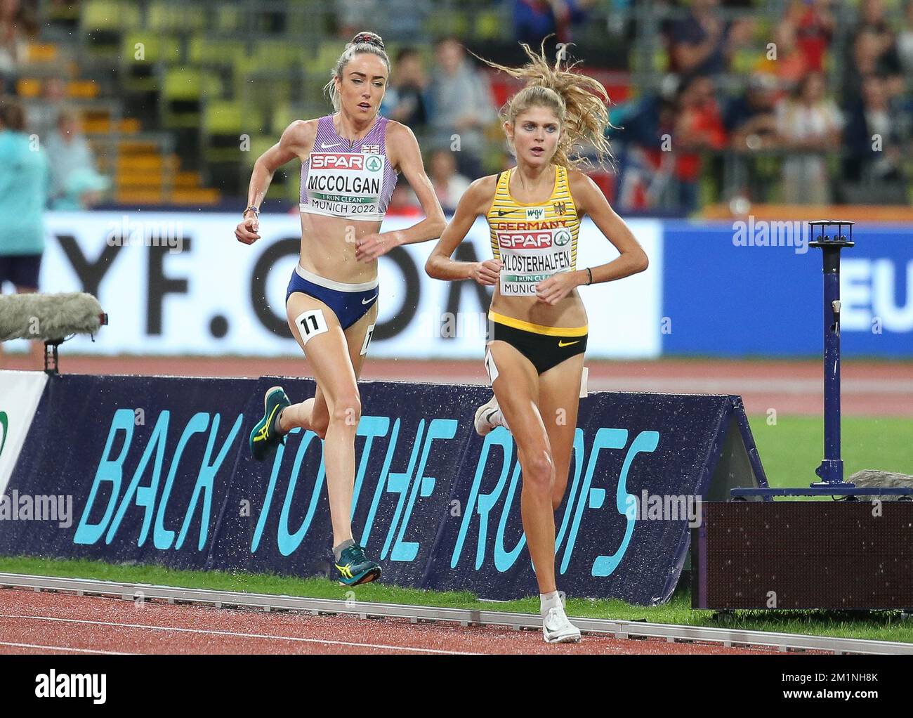 MCCOLGAN Eilish de Grande-Bretagne et KLOSTERHALFEN Konstanze d'Allemagne FINALE DES FEMMES 5000M lors des Championnats d'athlétisme européens 2022 sur 18 août 2022 à Munich, Allemagne - photo Laurent Lairys / DPPI Banque D'Images