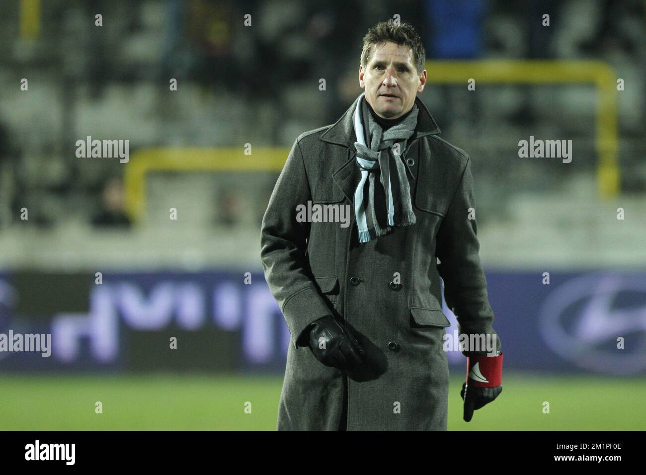 20130119 - LIER, BELGIQUE: Glen de Boeck, entraîneur en chef de Waasland-Beveren, photographié lors du match de la Jupiler Pro League entre Lierse SK et Waasland-Beveren, à Lier, samedi 19 janvier 2013, le 23 jour du championnat belge de football. BELGA PHOTO KRISTOF VAN ACCOM Banque D'Images