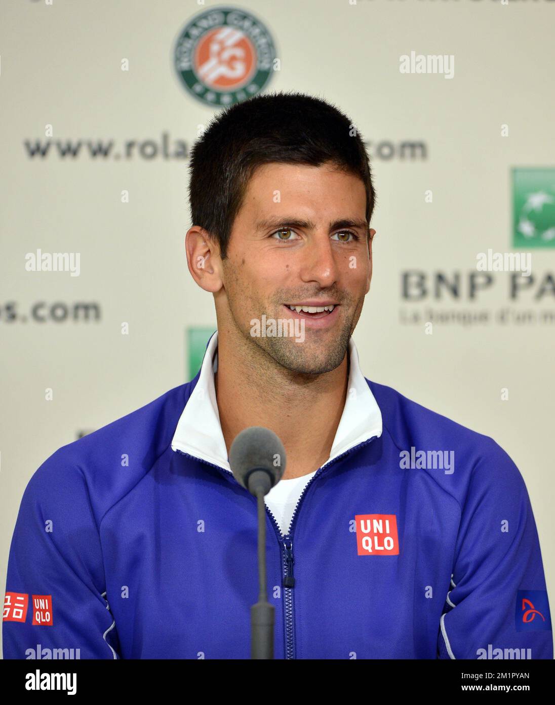 20130524 - PARIS, FRANCE: Serbe Novak Djokovic photographié lors d'une conférence de presse en prévision de l'ouverture du tennis français Roland Garros 2013, au stade Roland Garros à Paris, le vendredi 24 mai 2013. Le tournoi de tennis Roland Garros Grand Chelem se déroule du 21 22 mai au 09 juin 2013. BELGA PHOTO ERIC LALMAND Banque D'Images